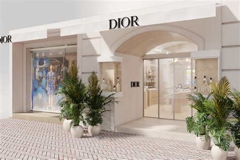 boutique dior veneto|Dior opens first beauty boutique in US .